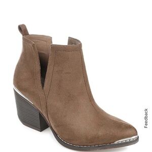 VISSLA Tan Suede Ankle Booties